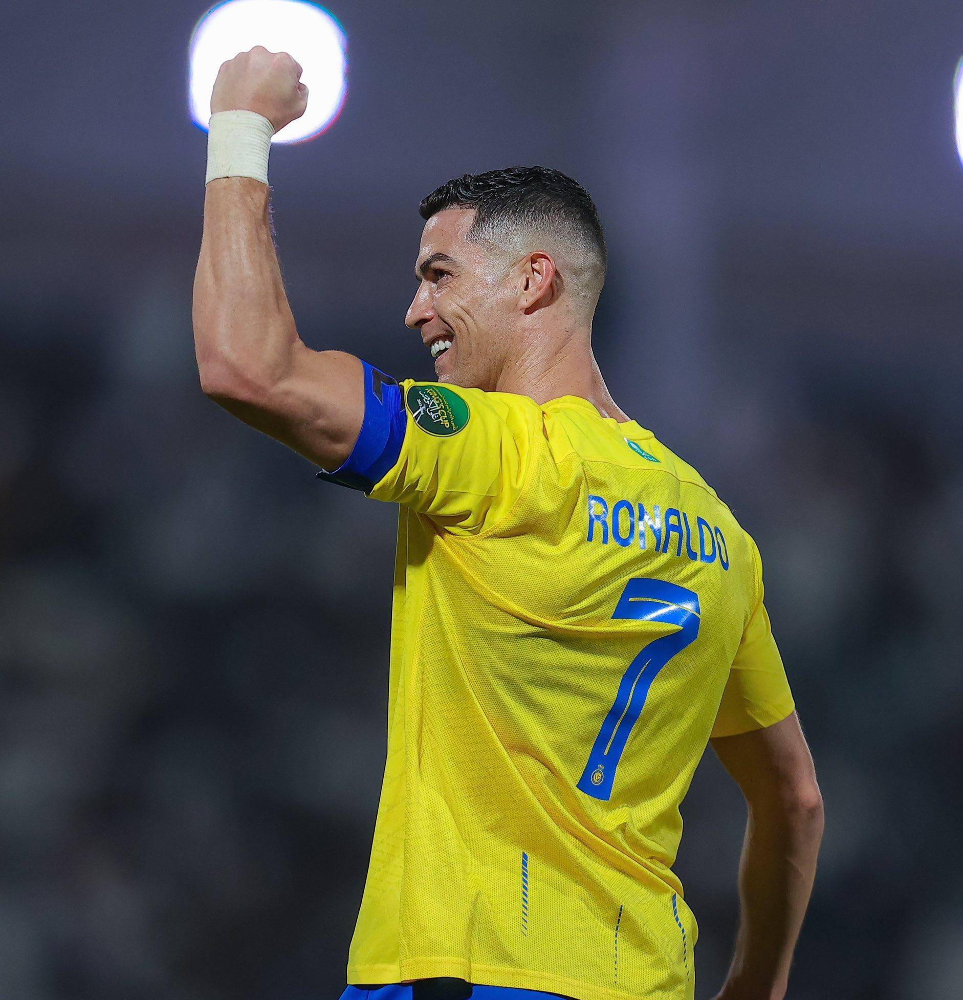 希门尼斯：进球那一刻想起了妻儿，那球是我所爱的人一起进的（希门尼斯：破门一刻想起妻儿，这球献给我所爱的人）