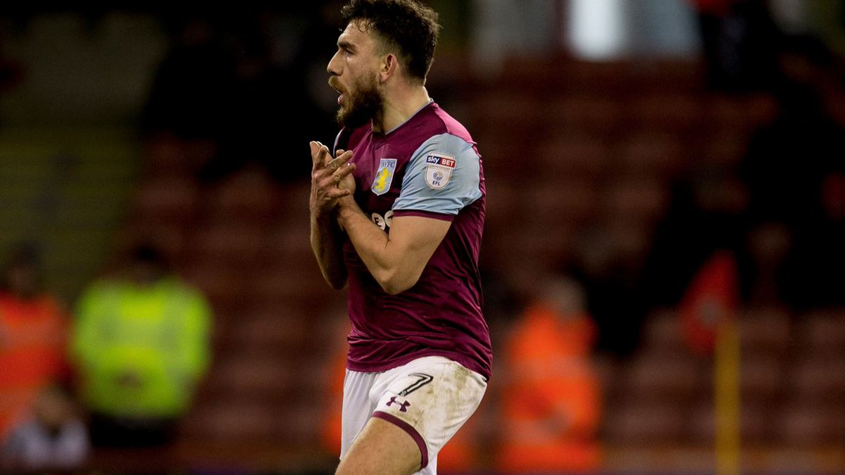 马卡：皇马密切关注科莫后卫拉蒙，英超多队也展开考察（马卡：皇马盯上科莫后卫拉蒙，英超多队亦在考察）