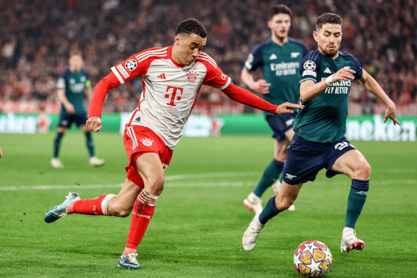 娄一晨谈斯卢茨基：他对自己的战术有近乎痴迷的坚持（娄一晨评斯卢茨基：对战术的坚持近乎偏执）