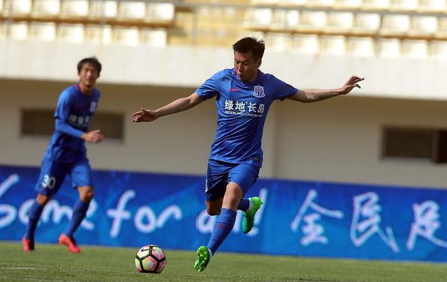 朗斯核心托万现身说法：我们从阿森纳的定位球战术中汲取经验（托万直言：朗斯从阿森纳的定位球打法中获益良多）