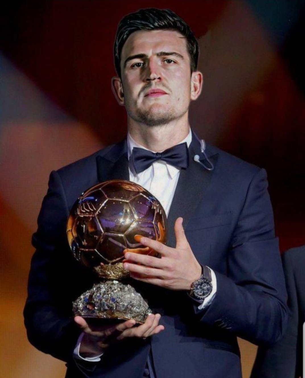 尤尔曼德：哈兰德是最好的前锋之一，但足球始终是团队运动