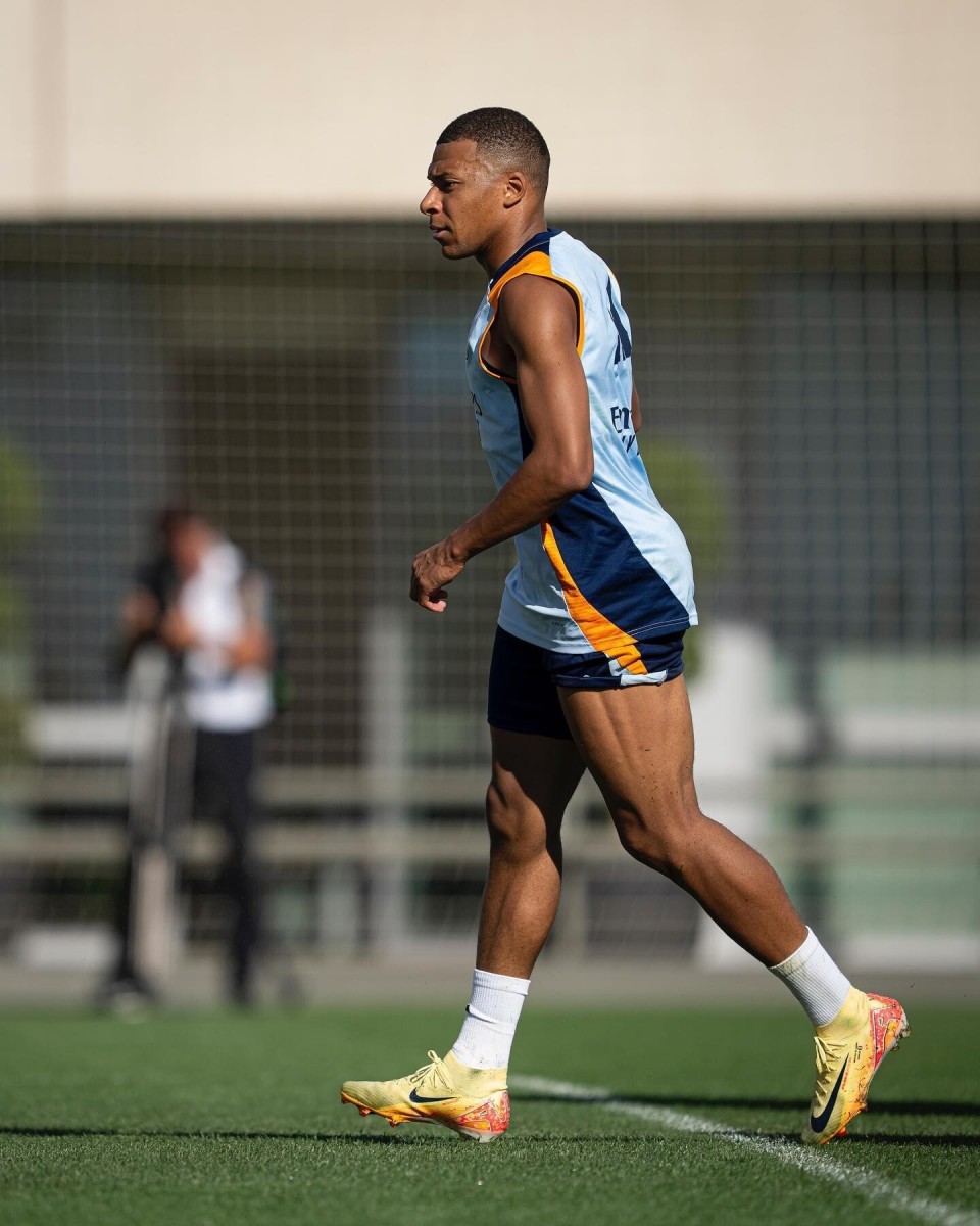 孔玺诺：最后一场比赛非常重要，我们争取拿下孟加拉国（孔玺诺：末战至关重要，我们力争战胜孟加拉国）